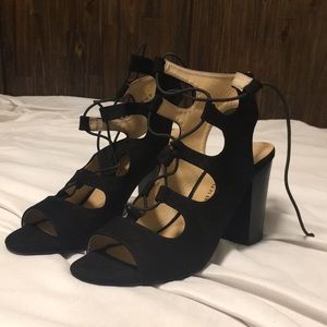 Chinese Laundry Sandals